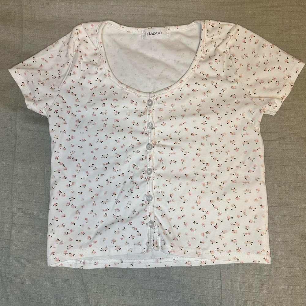 Brandy melville floral top